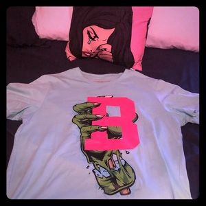 Black pyramid Chris brown T-shirt xl